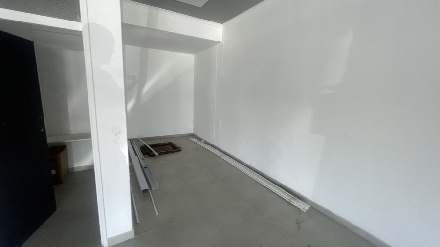 To Let commercial Property for Rent in Wynberg Western Cape